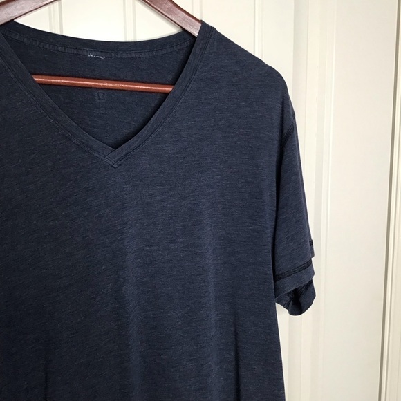 Lululemon V Neck Blue Short Sleeve T Shirt. - Picture 5 of 11